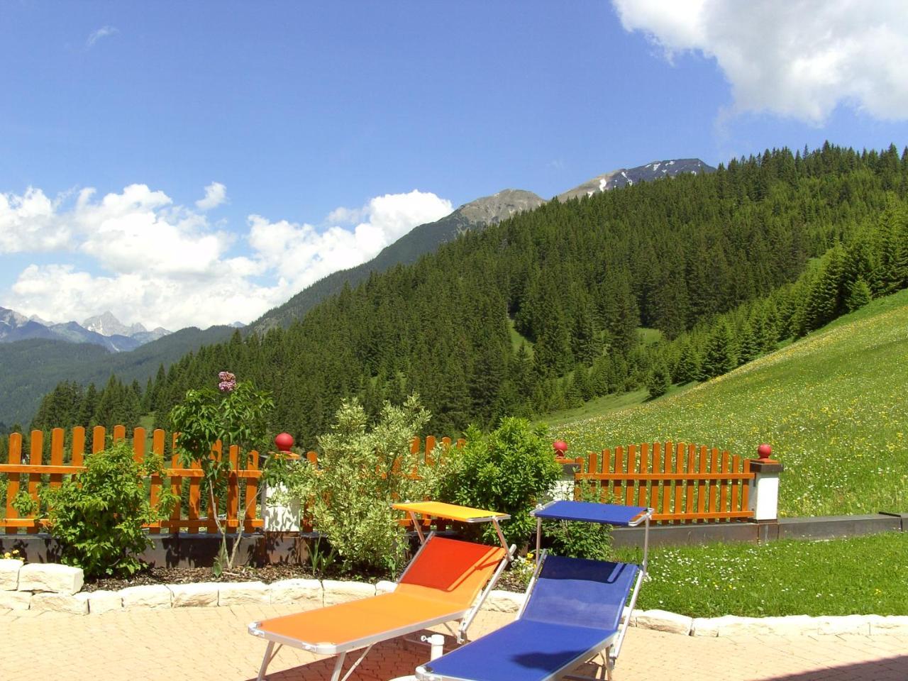 Gasthof Bergblick Berwang Exterior photo
